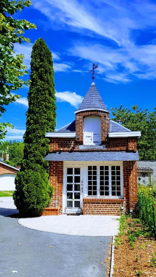 Studio En Rez-De-Chaussee - Le Petit Chateau Avesnois - Tv - Wifi - Logement Entier Avesnes-sur-Helpe Buitenkant foto